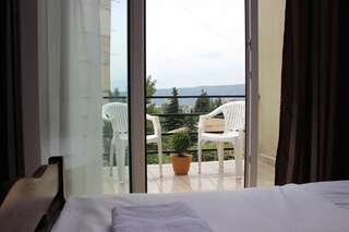 Отель Hotel Nina Тбилиси-7