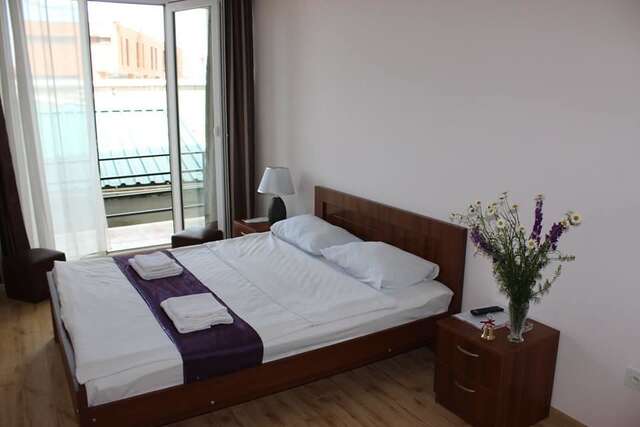 Отель Hotel Nina Тбилиси-3