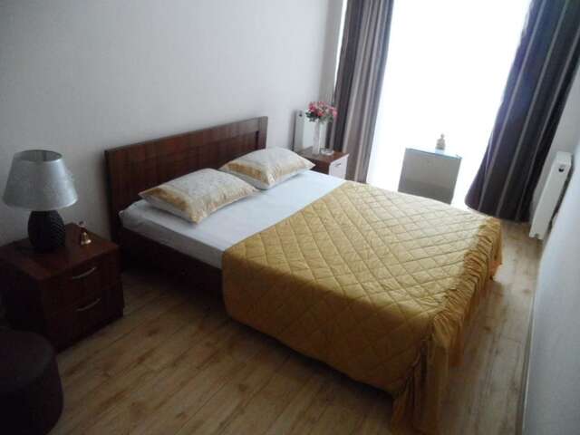 Отель Hotel Nina Тбилиси-14